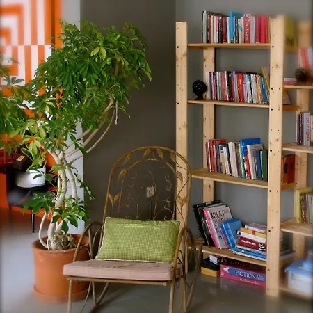 Yucca Bed & Breakfast 3*